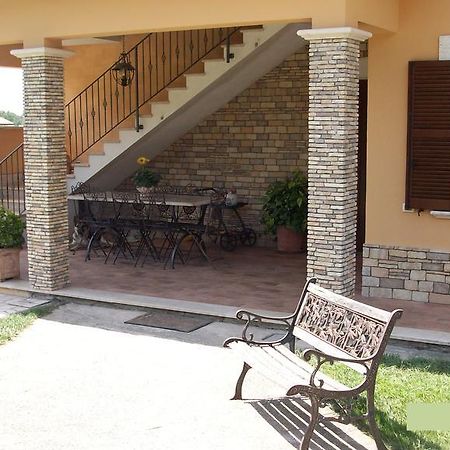 Bed and Breakfast Il Giardino Degli Ulivi Canneto  Exterior foto